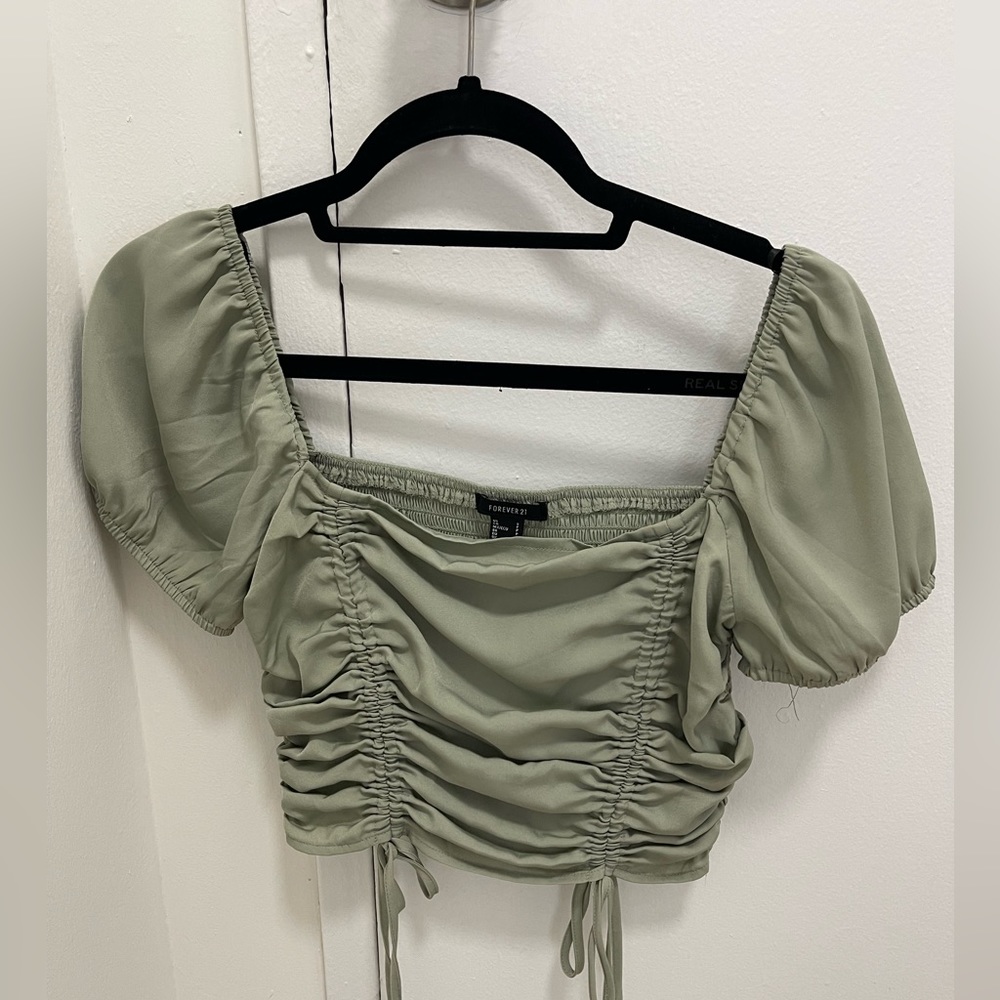 Olive green cropped puffy shouldered top